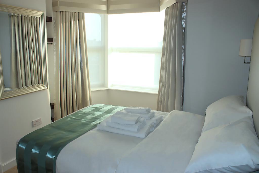 Mccafferty'S Guesthouse Ilford Bilik gambar